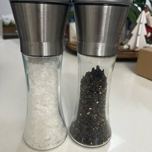 Stainless Steel Salt and Pepper Grinder Set